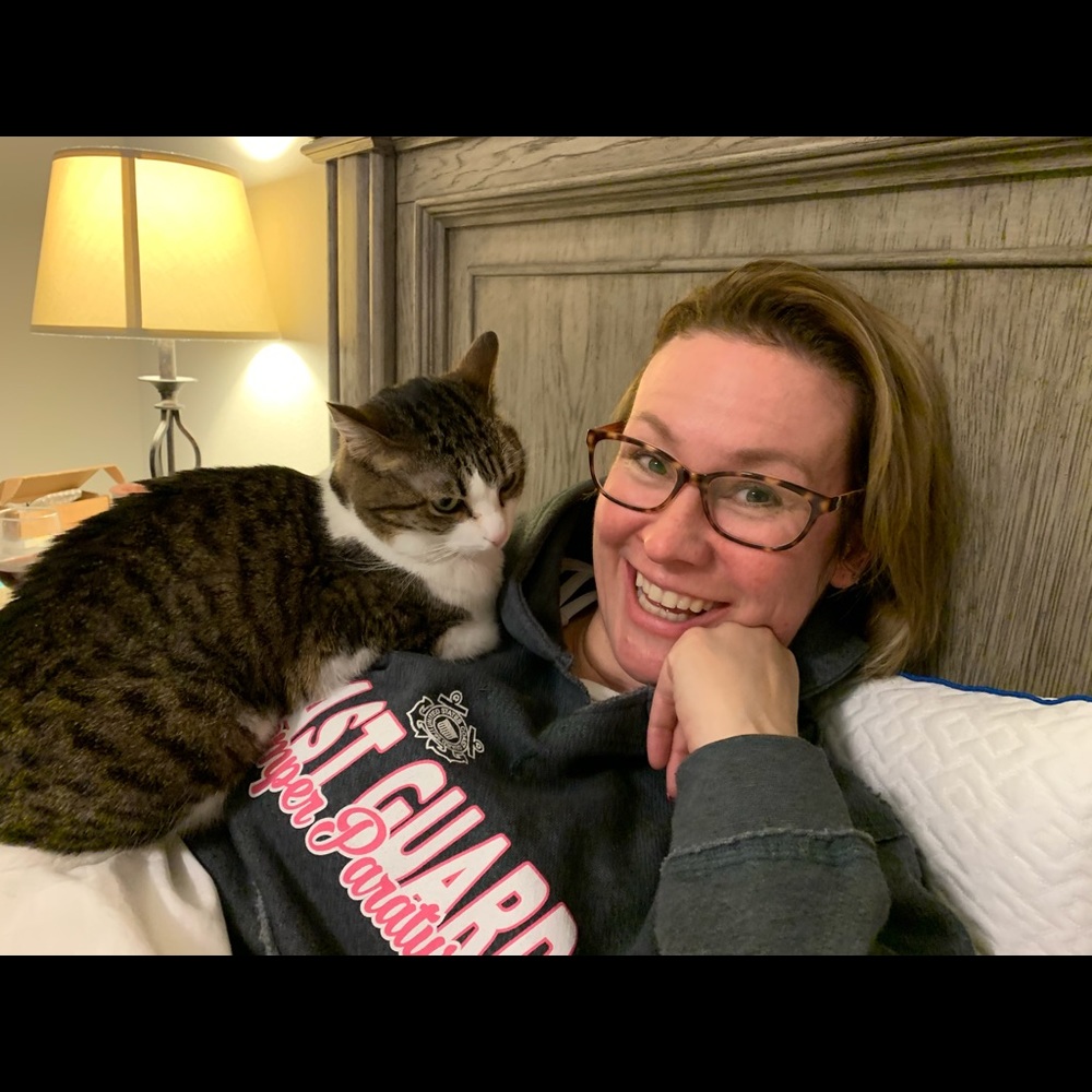 Meet your Posher, Joanie